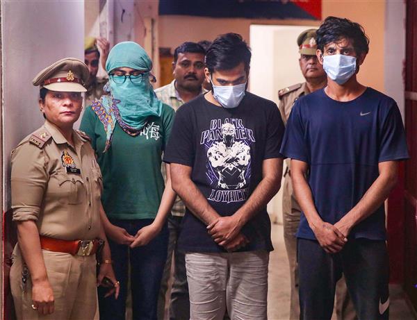 3 held in Noida with Rs 25L drugs