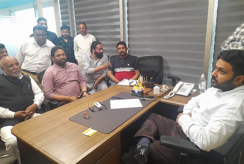 Recruit more safai karamcharis: Unions to Jalandhar MC Commissioner