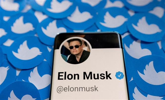 Twitter to roll out individual DM replies, encryption, says Elon Musk