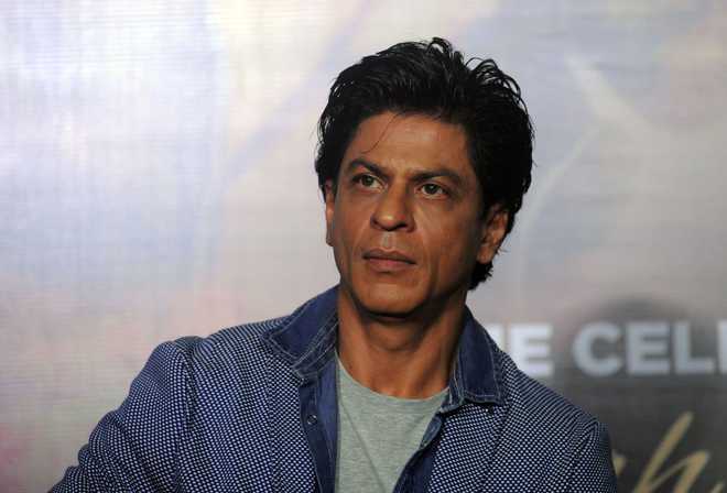 2 men from Gujarat enter Shah Rukh Khan's bungalow by scaling its wall