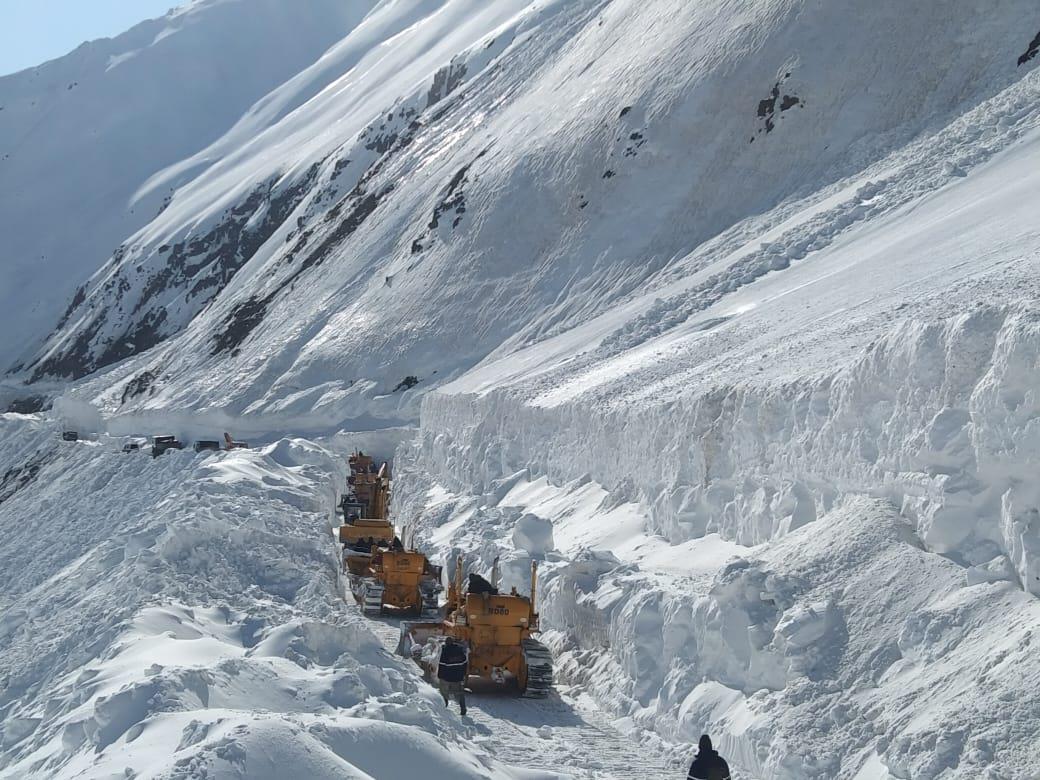 Border Roads Organisation restores road connectivity to Ladakh, Gurez sectors
