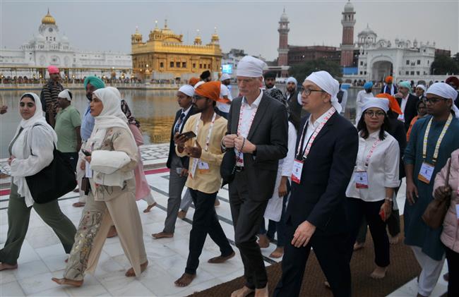 SGPC honours G20 delegates at Golden Temple in Amritsar