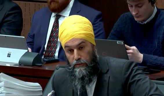 'Hurtful' tweet on Canadian leader Jagmeet Singh's 'yellow turban' draws sharp reactions from Sikhs globally