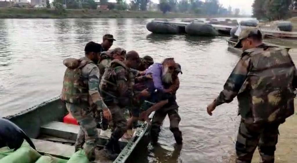 Man jumps into Sirhind canal, rescued by Army personnel