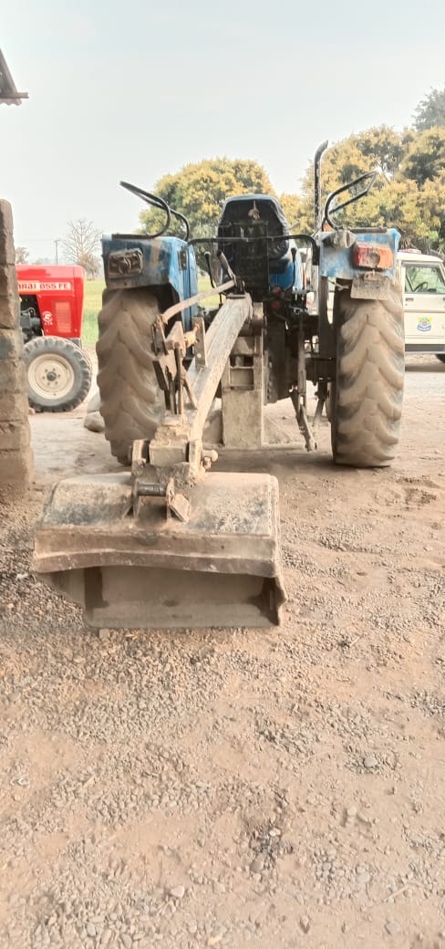 Illegal mining in Paonta Sahib: 3 rock buckets fitted in tractors confiscated