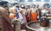 Anushka Sharma, Virat Kohli seek blessings at Mahakaleshwar temple in Ujjain