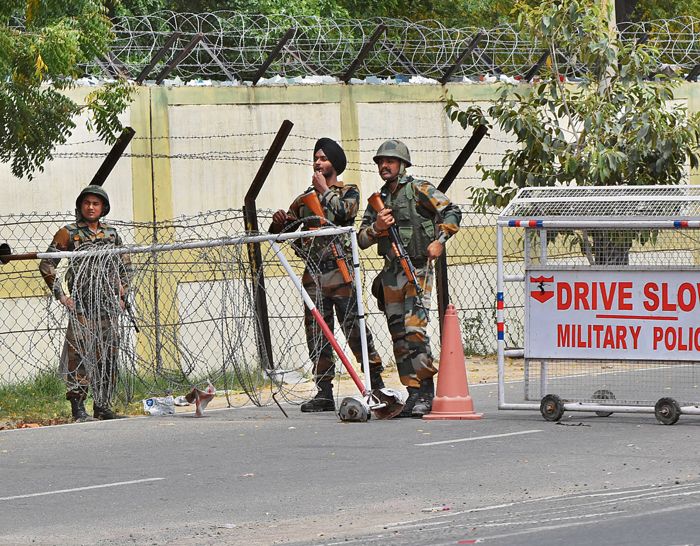 Search on, no clue to killers of 4 Indian Army jawans at Bathinda military station