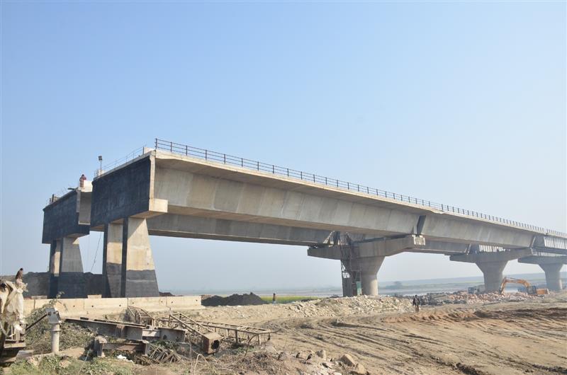 No funds, work on approach road to Faridabad-Noida bridge comes to halt