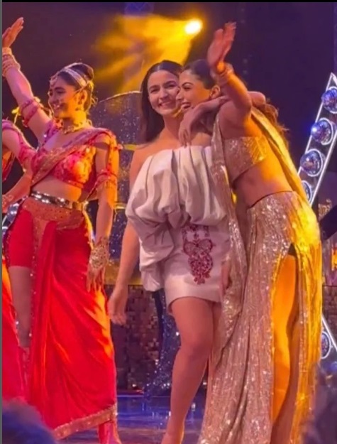 Alia Bhatt, Rashmika Mandanna set stage on fire with impromptu 'Naatu Naatu' dance performance at Ambani event