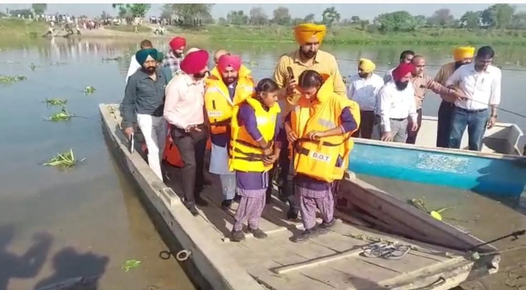 Punjab Education Minister Harjot Singh Bains takes boat ride to inspect school in Ferozepur