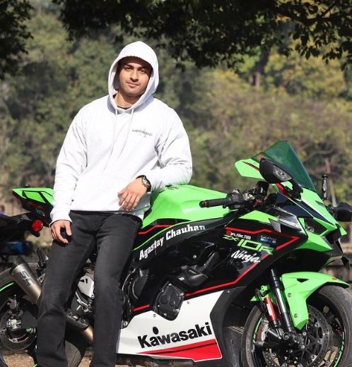 YouTuber Agastay Chauhan dies in horrific bike crash while trying to reach 300 kmph speed