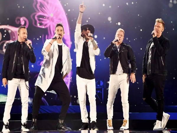 Backstreet Boys' Mumbai concert: Malaika Arora, Jacqueline Fernandez, Shraddha Kapoor, B-Town marks presence