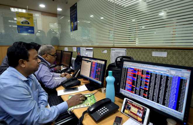 Markets fall in early trade; turn volatile later