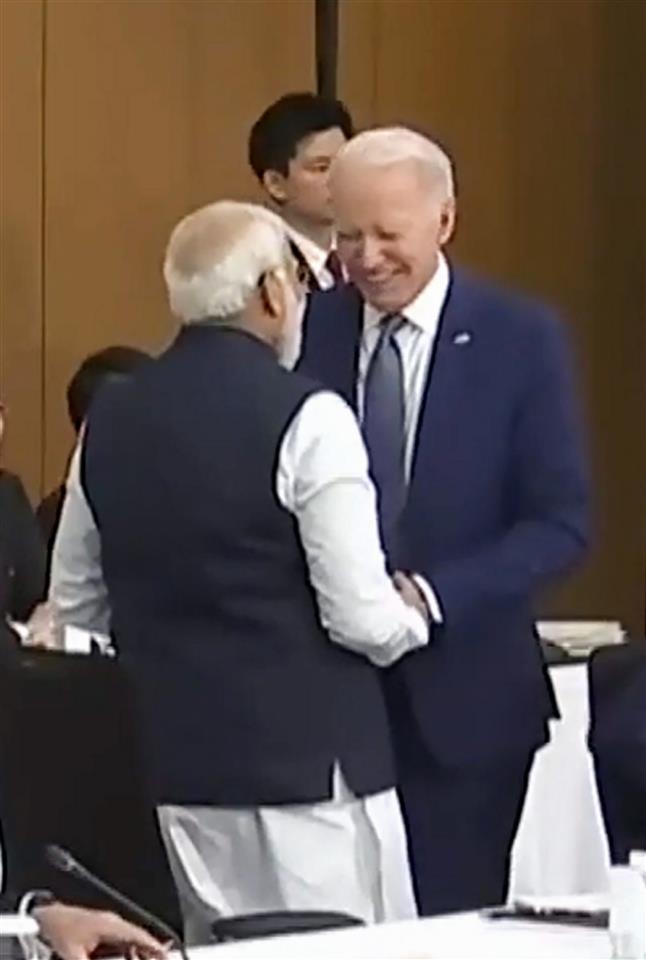 “Saya harus mengambil tanda tangan Anda …” Presiden AS Joe Biden kepada Perdana Menteri Modi