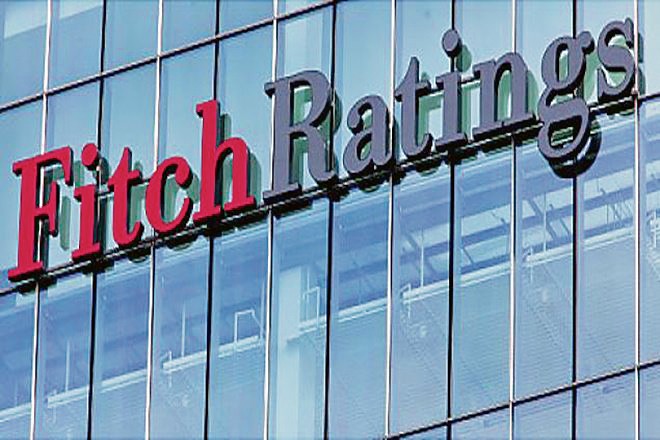 Fitch puts US credit rating on negative watch