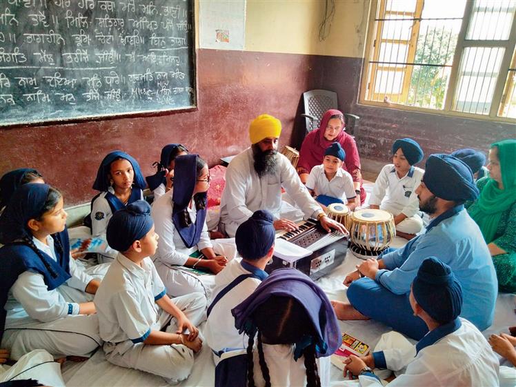 Gurmat Sangeet classes at school