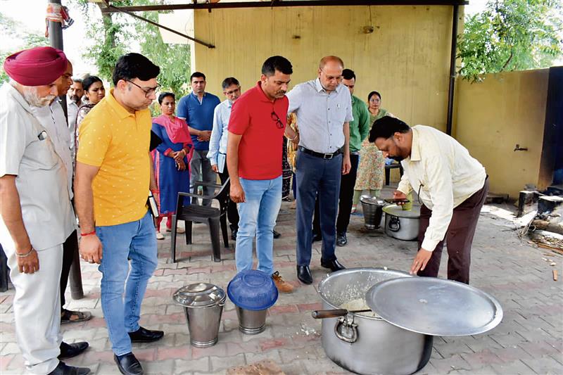Food Commission member holds inspection of anganwadis, schools