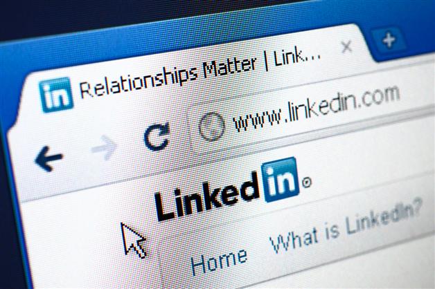 LinkedIn’s new tool to show verifications related to job post