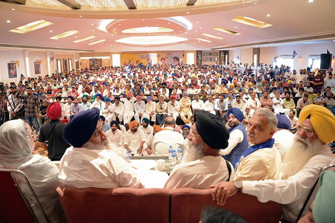 Divisive politics vitiating atmosphere of Punjab, says SAD president Sukhbir Badal