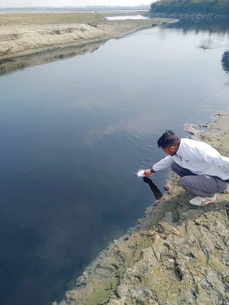 Effluent Mess: Industrial waste draining into Yamuna river, villagers suffer