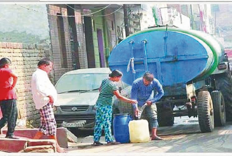 Faridabad reels under severe water crisis, tanker mafia rules