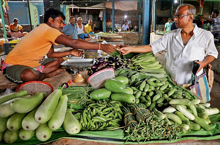 Wholesale inflation falls  to 34-month low in April