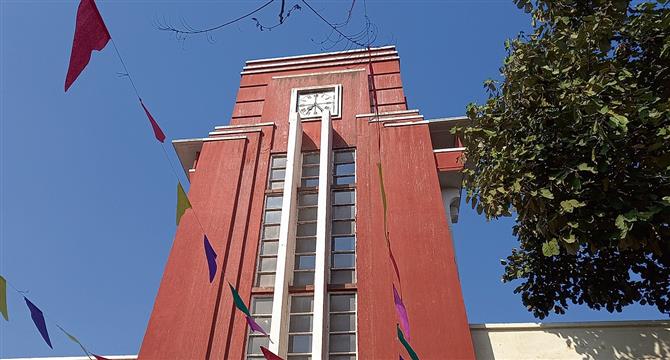 Patiala: 67-yr-old Central Library clock resumes ticking