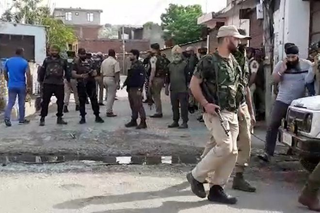 SIA raids in Kashmir Valley over guard’s killing