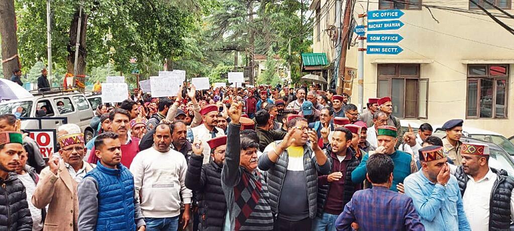 Residents oppose ropeway to Bijli Mahadev in Kullu