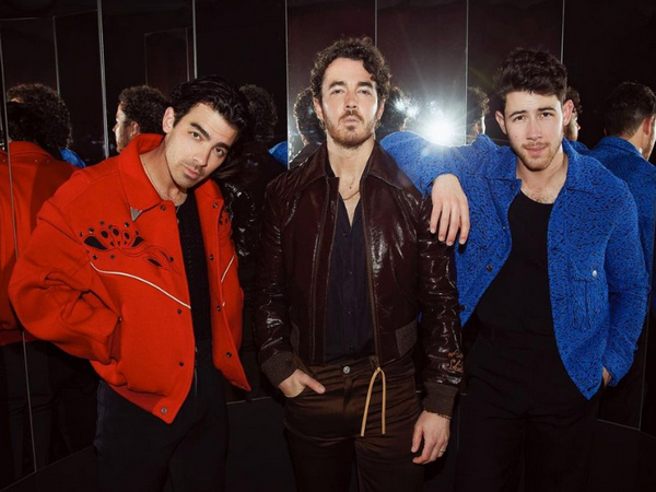 Jonas Brothers have sweet advice for their daughters when they go to school