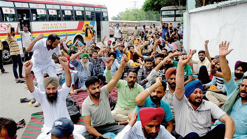 Services thrown out of gear as contractual bus employees protest for job regularisation