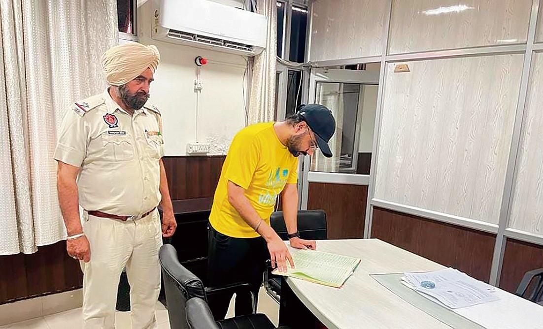 Amritsar MC officers, employees found absent during surprise check