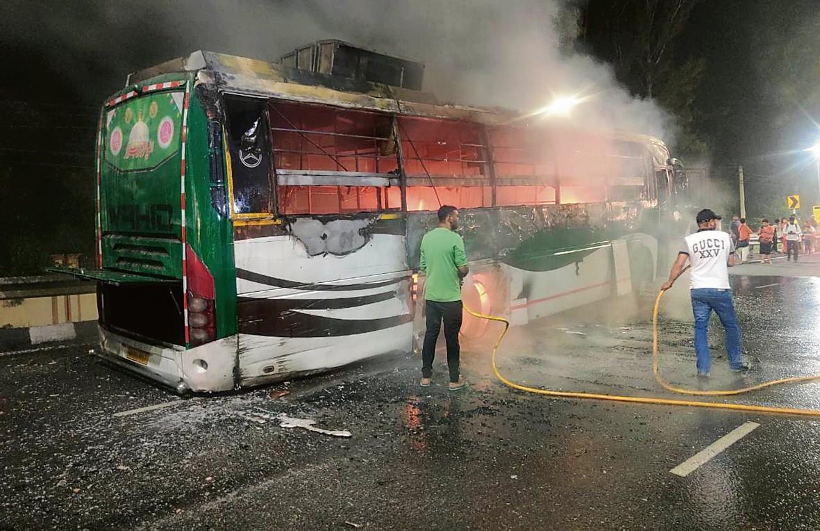 Karnal: 40 passengers have narrow escape as bus catches fire