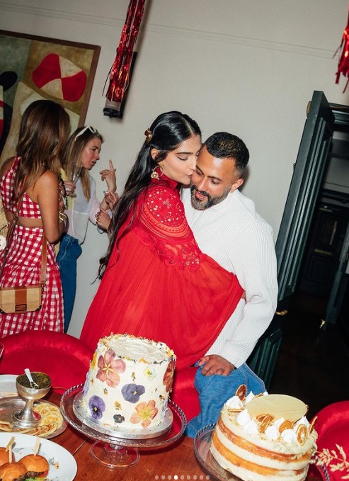 Sonam Kapoor shares picture of her baby boy's one month birthday cake; Pic  | India Forums