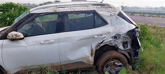 Gurugram: Medanta doctor among 4 hurt in accident