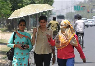 Temperatures set to rise in Delhi, but heat wave unlikely for next few days