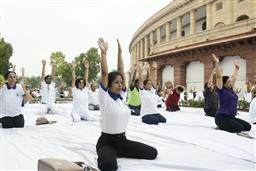 Need to end contradictions through yoga, says PM Modi