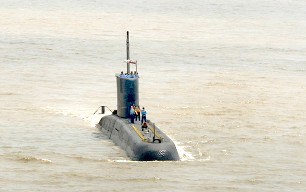 In a first, Navy submarine periscope refurbished indigenously with CSIO in Chandigarh executing the project