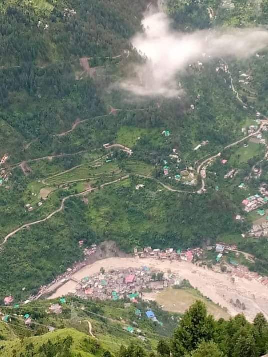 30 houses, 40 shops washed away in flooded Sainj river in Kullu, CM conducts aerial survey