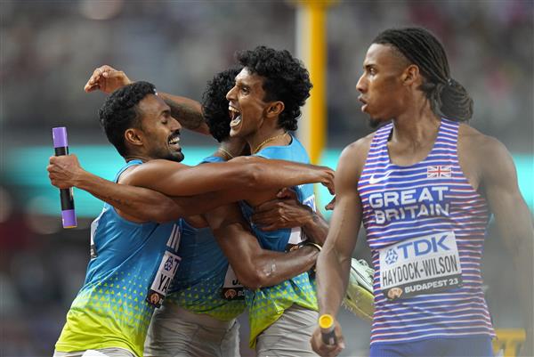 PM Modi hails Indian men’s 4x400m relay team for shattering Asian record to qualify for World Championship finals