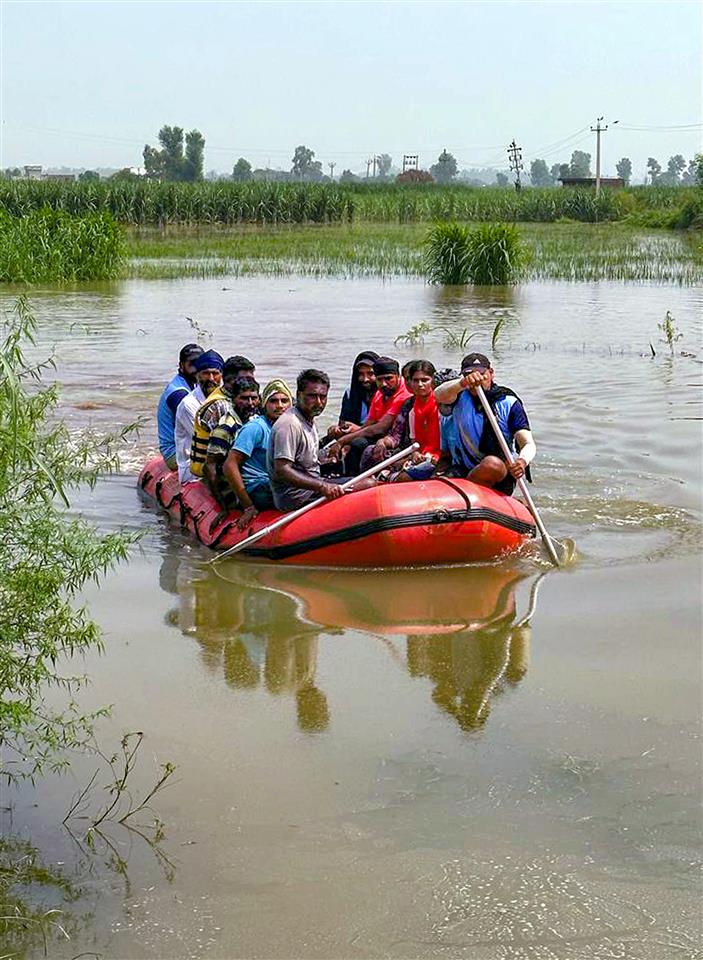 38 more villages in Punjab's Gurdaspur affected by flood; 30,000 people displaced