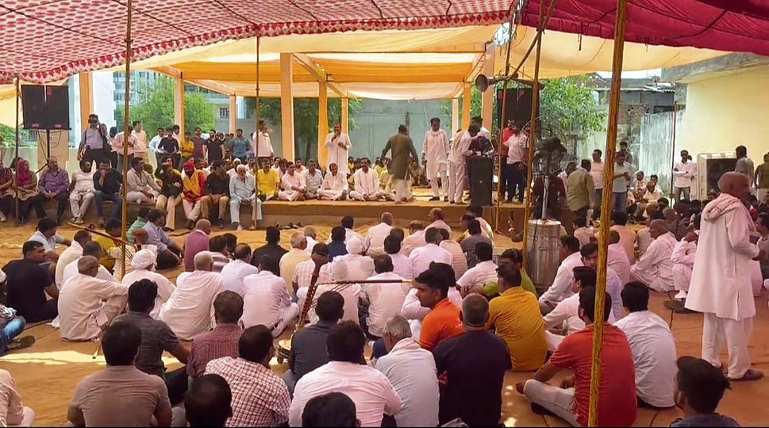 Gurugram: Mahapanchayat at Tighara village calls for economic boycott of minority community