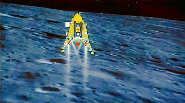 Amid lunar success, time to redefine space goals