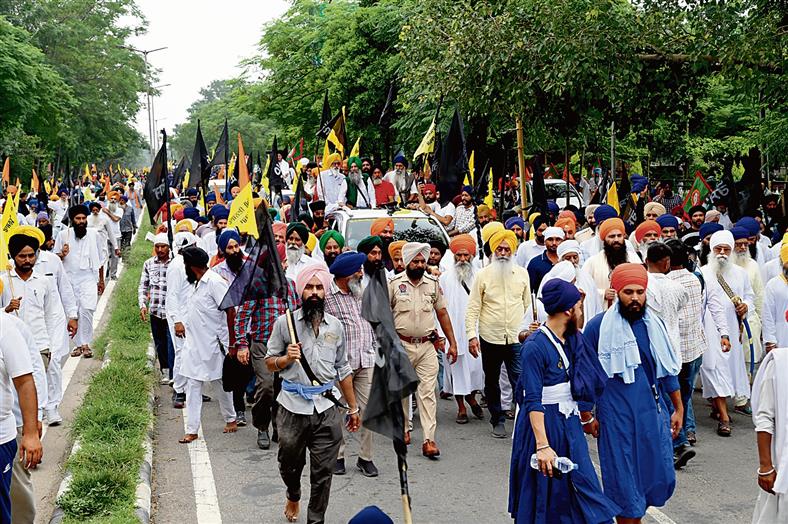 'Bandi Singhs' case: High Court gives govt, morcha last chance to end issue