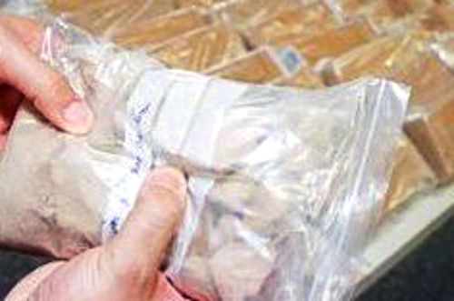 4 -kg heroin seized from drug peddler