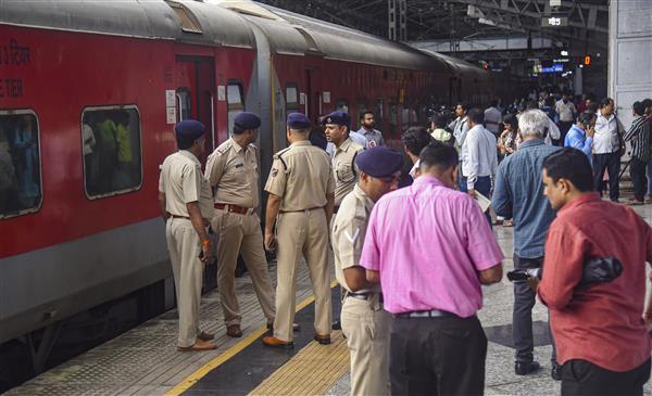 Train firing: RPF cop booked for promoting enmity, kidnapping; police remand extended