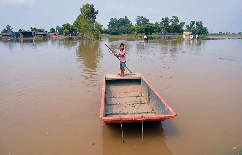 Rough ride: Sultanpur Lodhi villagers see no end to their ordeal since the floods