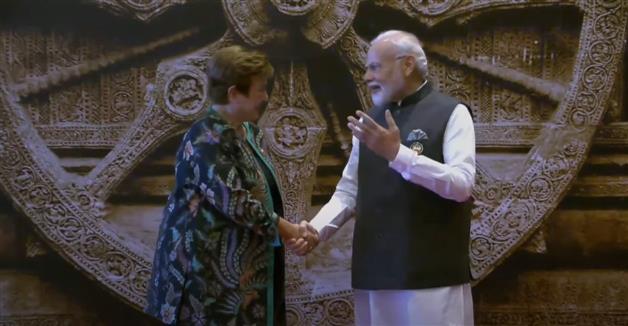 PM Narendra Modi welcomes world leaders at G20 venue