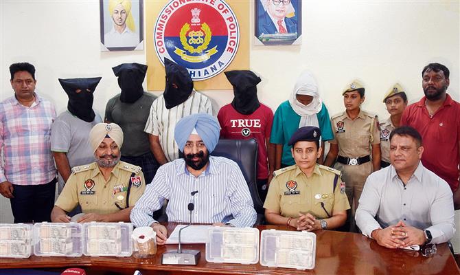 Punjab ASI loots Rs 1-cr gold from smuggler, caught during sale bid