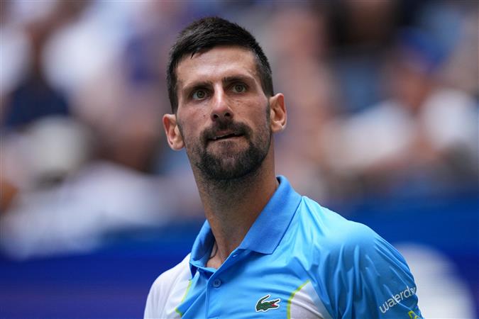 US Open: Novak Djokovic storms into record-breaking 47th Grand Slam semifinal